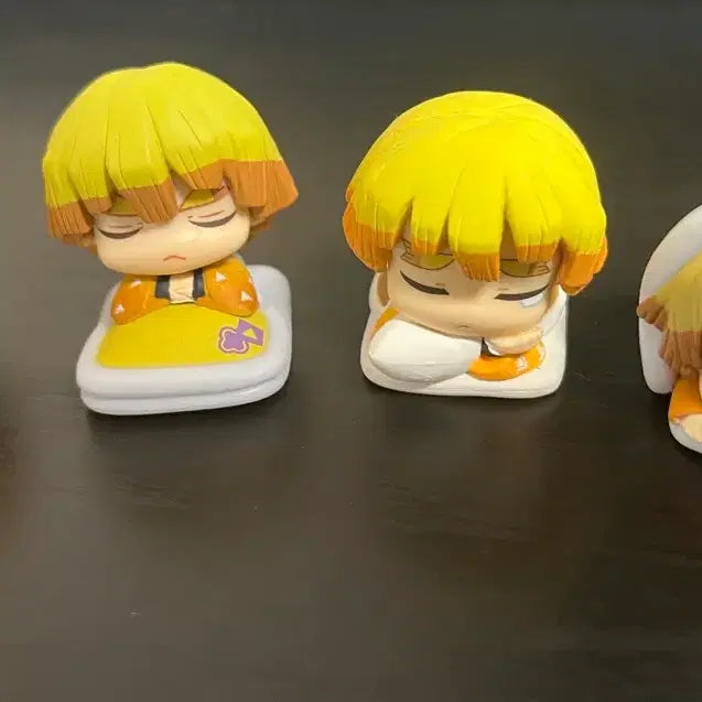 [BUNJANG] Demon Slayer Zenitsu Onemutan Gacha Set / 귀멸의 칼날 젠이츠 오네무탄 가챠 4종