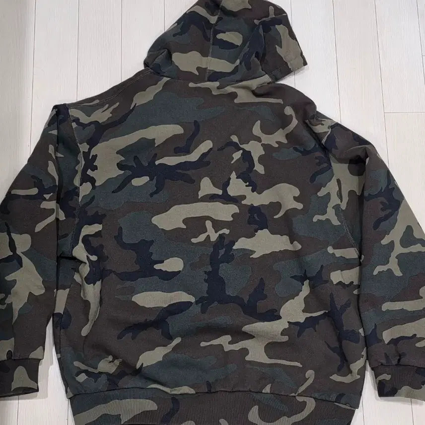 [BUNJANG] Supreme x Dickies Quilted Lined Zip Up Hoodie Sweatshirt Woodland Camo / 슈프림 x 디키즈 퀼티드 라인드 집업 후드 스웨트셔츠 우드랜드 카모 25