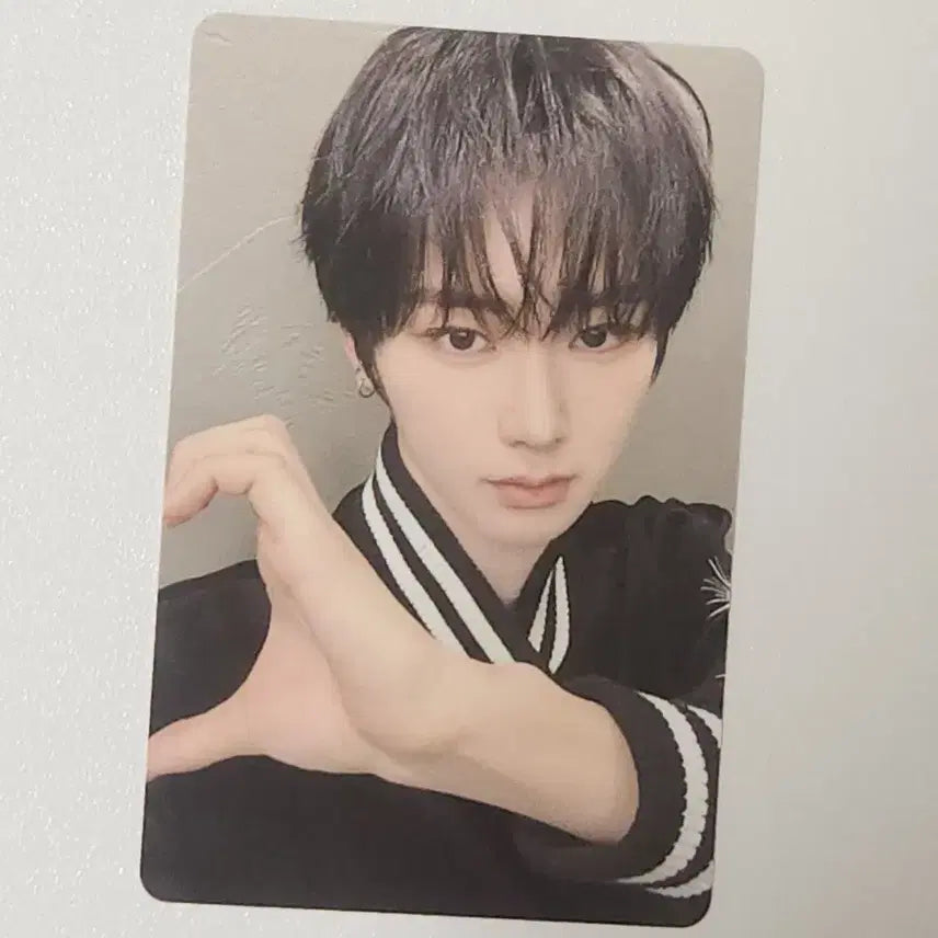 [BUNJANG] ALDI1 B Version Half Heart Joo An Shin Ttureju Photocard / 알디원 B버전 반쪽하트 조우안신 뚜레쥬르 포카 판매합니다