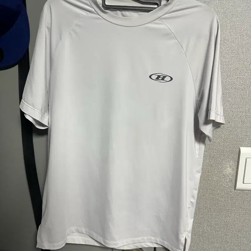[SOLD OUT] 본투윈 머슬핏 반팔 1사이즈