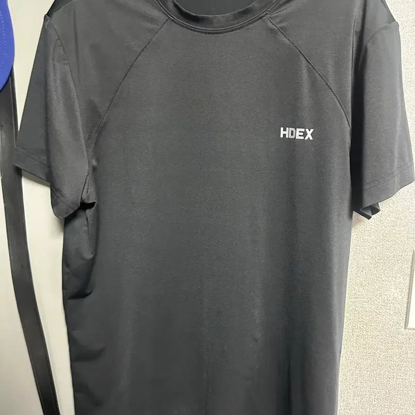 [SOLD OUT] 에이치덱스 머슬핏 반팔 L사이즈