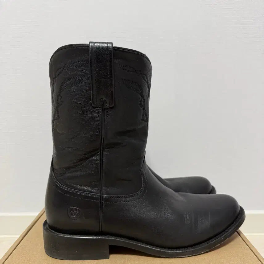 [SOLD OUT] ariat 애리엇 카우보이 웨스턴 부츠 10.5 (285)