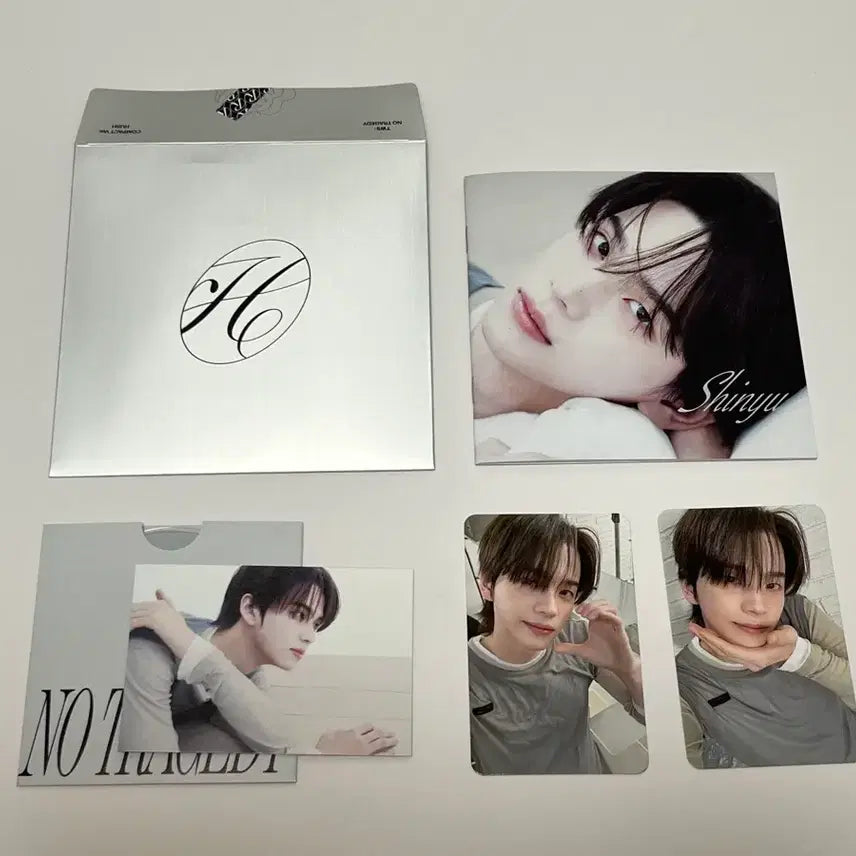 [BUNJANG] TWS 5th Mini Album Compact Shinyu (HUSH Ver.) / 투어스 미니5집 컴팩트 신유 (HUSH.ver)