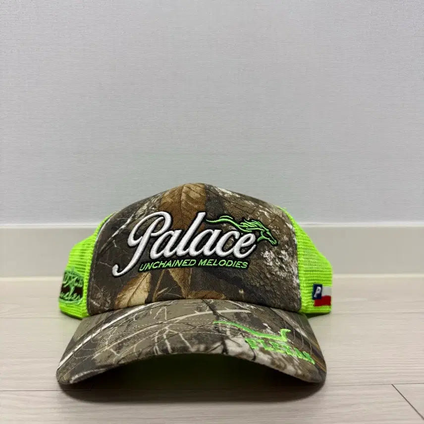 [BUNJANG] Palace Real Tree Trucker Cap / 팔라스 리얼트리 트러커캡