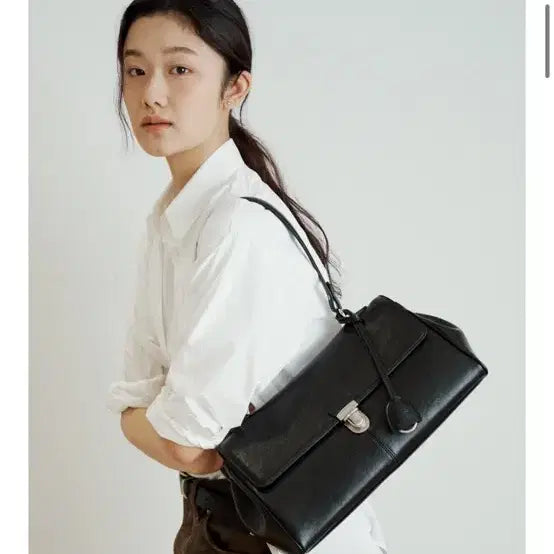 [BUNJANG] MUNIER Milo Bag Black / 뮤니에(MUNIER)밀로백 블랙