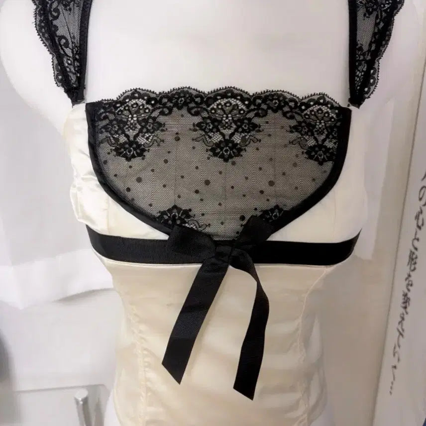 [BUNJANG] Fairy Kei Lace Ribbon Top / 히메갸루 페어리 로걀 달천깔 핀터 레이스 란제리 리본탑 파우닝 샵502