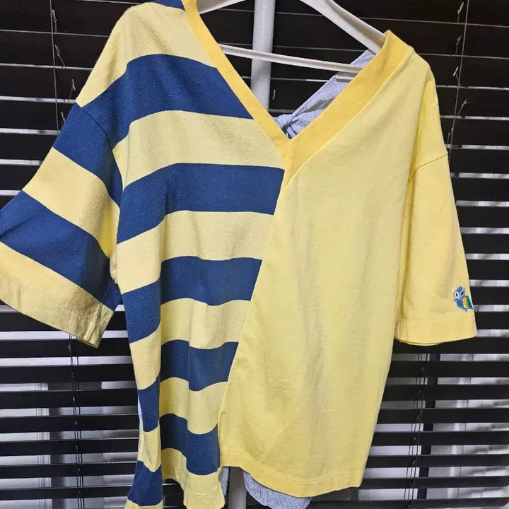 [BUNJANG] Lucky Chouette V-Neck Blouse / 럭키슈에뜨 브이넥 블라우스