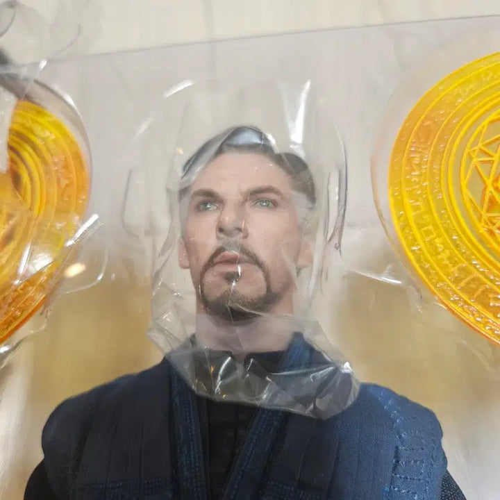 [BUNJANG] Hot Toys Infinity War Doctor Strange Figure / 핫토이 인피니티워 닥터스트레인지