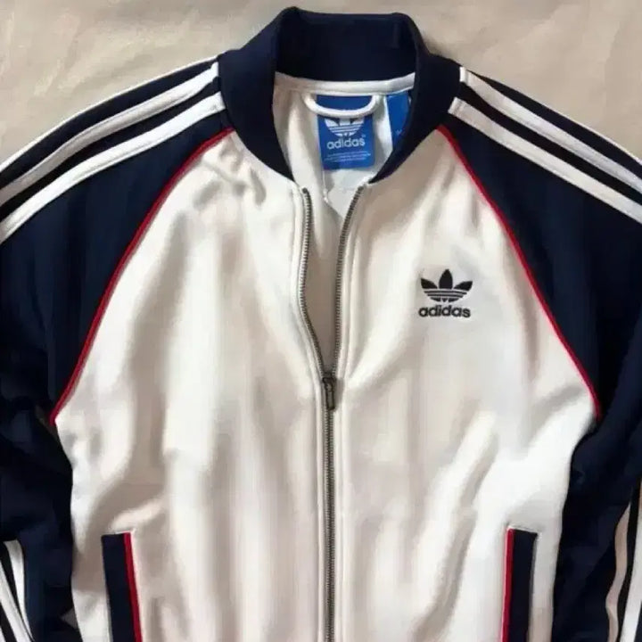 [BUNJANG] Adidas White Training Set Navy &amp; Red Color Block Rare Design New with Tags / 아디다스 희귀져지 팔아용