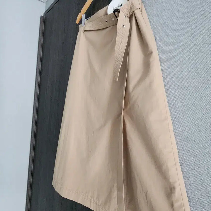 [SOLD OUT] 새상품)) Lapiaf 라삐아프 벨티드 스커트 77~88