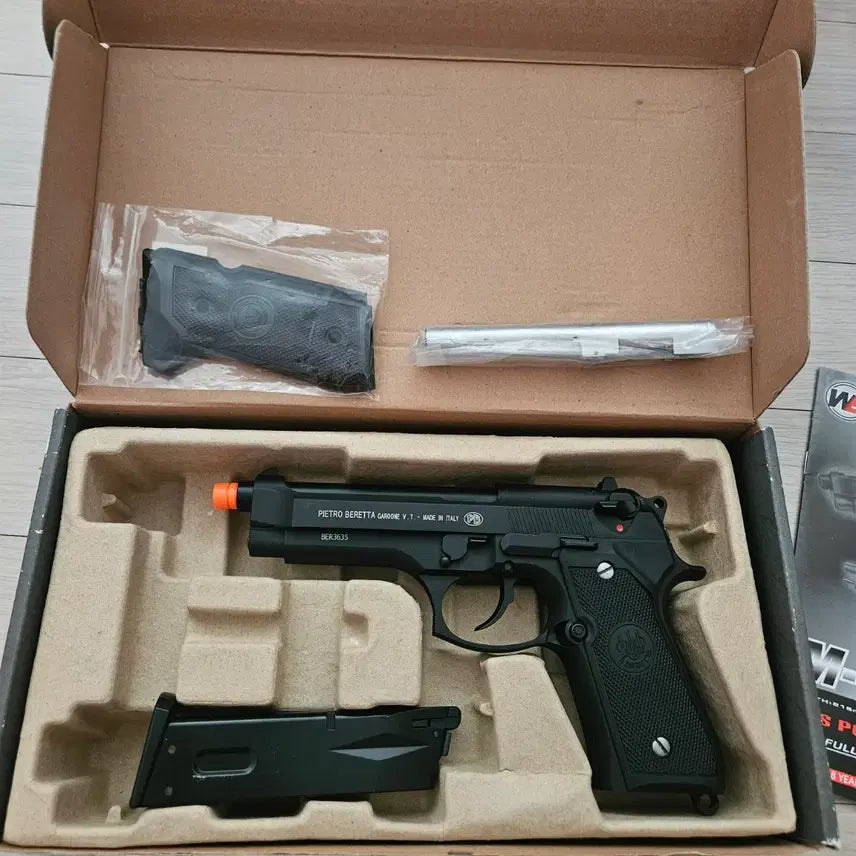 [BUNJANG] WE M92 Beretta GBB Engraved Airsoft Gun / WE M92 베레타 GBB 각인버전 에어소프트건 판매