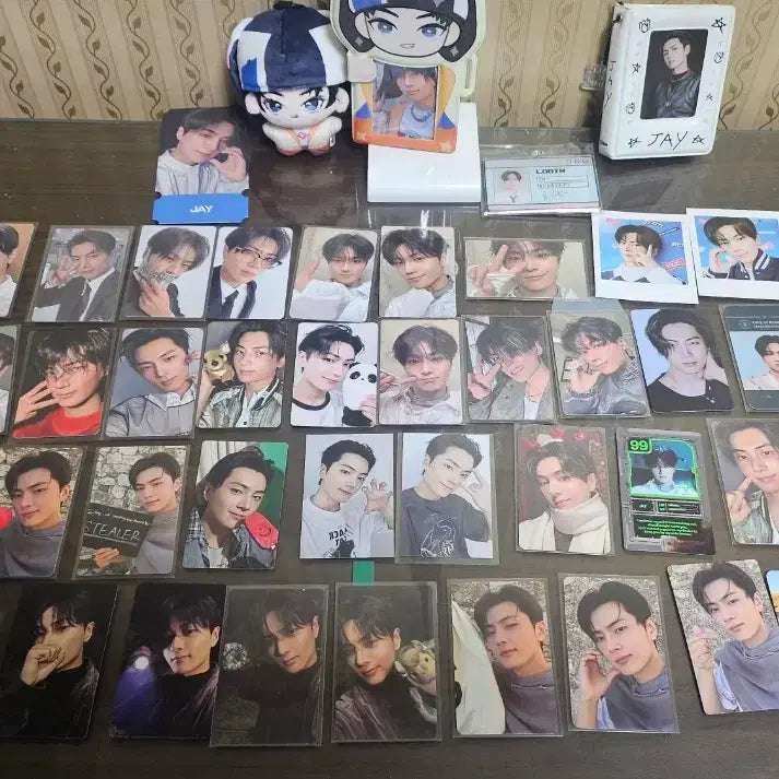 [BUNJANG] ENHYPEN Jay Bundle Set Photocards &amp; Dolls / 엔하이픈 제이 포카 일괄 양도+ 제이 인형들 (뒷장에서 확인 가능)
