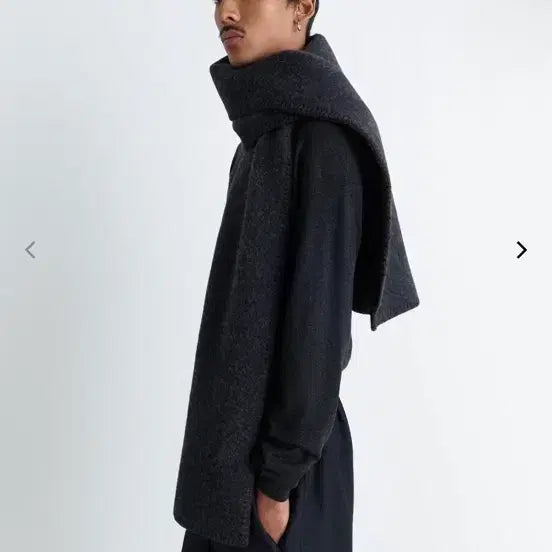 [BUNJANG] Lemaire Cocotte Fluffy Scarf Anthracite Alpaca / 르메르 머플러! 얼바닉30 낫띵리튼 더바넷 lfm 포터리 문달 아모멘토