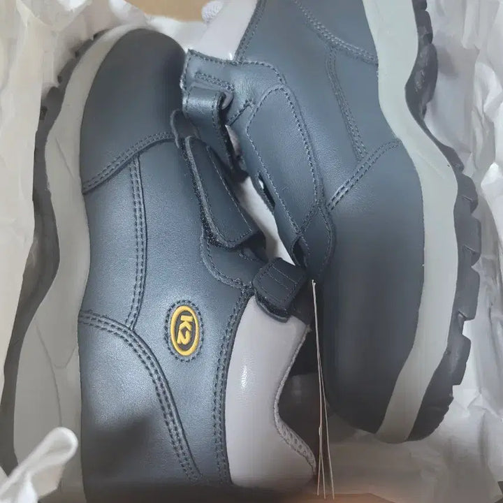 [BUNJANG] K2 Safety Shoes (240, 270, 280) / k2-11 안전화 240 270 280