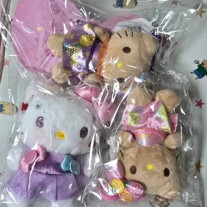 [BUNJANG] Hello Kitty 50th Anniversary Mascot Keychain + Hawaii Kitty Bundle Set / 헬로키티 50주년 기념 마스코트 키링 + 하와이 키티 일괄