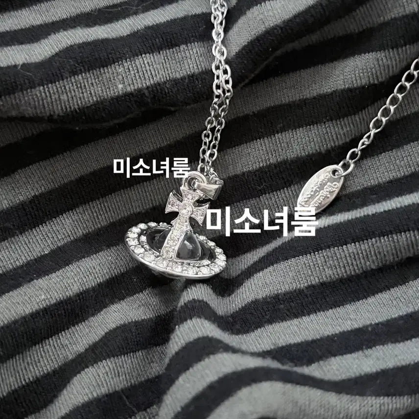 [SOLD OUT] 급처 비비안웨스트우드 목걸이 orb 히메갸루 미소녀 템 비비안