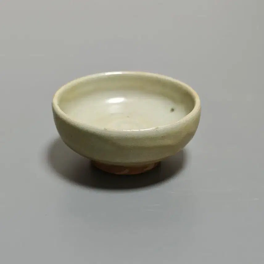 [BUNJANG] Yuan-Late Ming-Early Joseon Period White Porcelain Inner Spiral Pattern Bowl Teacup - Chinese Antique Porcelain / [진품] 출토품 원말 명초 백자 내저선문 완 찻잔 중국도자기 골동품