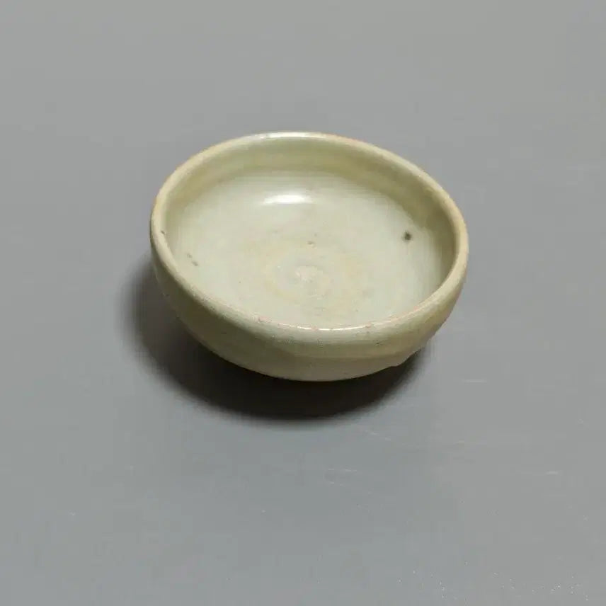 [BUNJANG] Yuan-Late Ming-Early Joseon Period White Porcelain Inner Spiral Pattern Bowl Teacup - Chinese Antique Porcelain / [진품] 출토품 원말 명초 백자 내저선문 완 찻잔 중국도자기 골동품