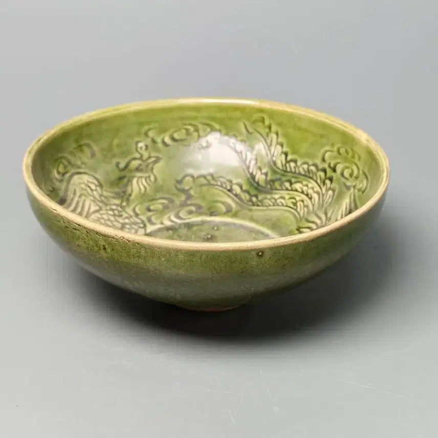 [BUNJANG] Yuan-Ming Dynasty Celadon Glazed Incised Cloud and Phoenix Motif Bowl / [진품] 출토품 원말 명초 녹유 인화 운봉문 완 중국도자기 골동품 고미술