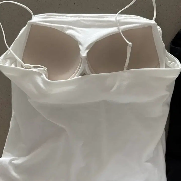 [BUNJANG] 2-Piece Set Spaghetti Strap Tank Tops / 캡나시 나시티 2개 세트