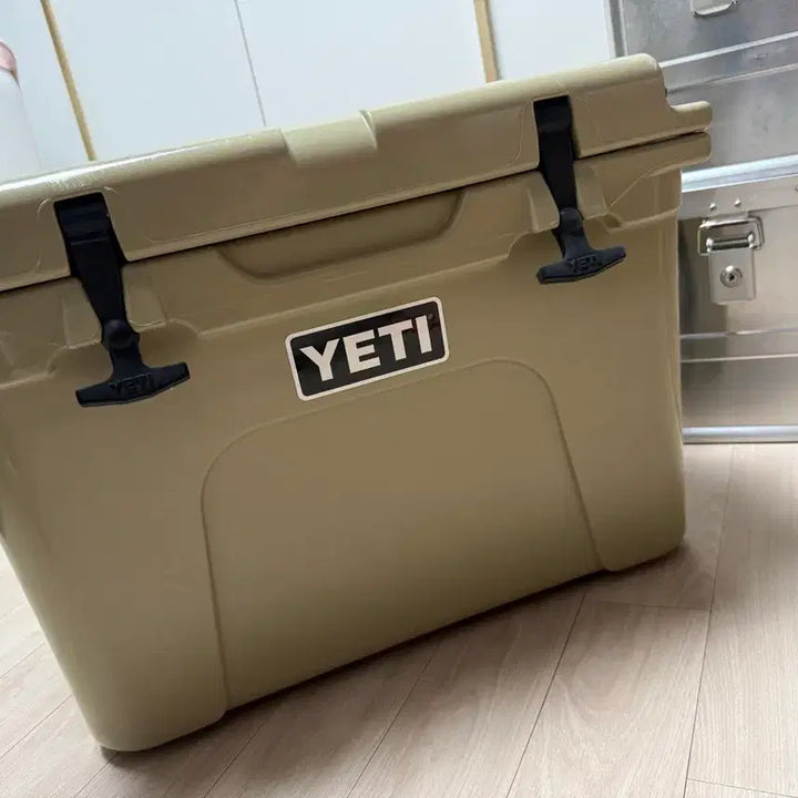 [BUNJANG] Yeti Tundra 35 Tan Cooler / 예티 툰드라 35 탄색