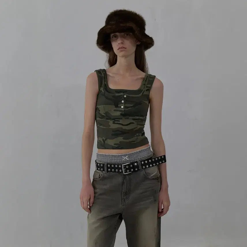 [SOLD OUT] Lcdc tm 레이어드 탱크탑 슬리브리스 새상품
