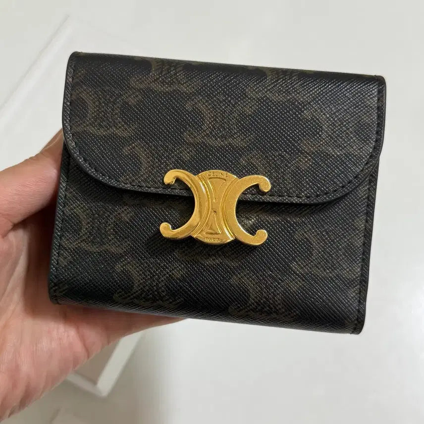 [BUNJANG] Celine Triomphe Bifold Wallet / 셀린느 트리옹프 반지갑