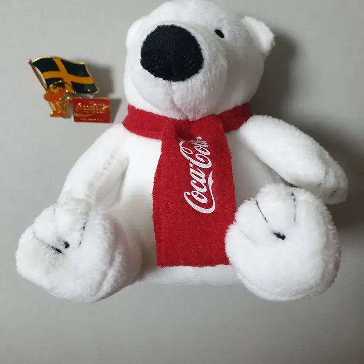 [BUNJANG] Coca-Cola 88 Olympics Badge &amp; Teddy Bear Set / 코카콜라 88올림픽 뱃지 / 코카콜라 곰인형