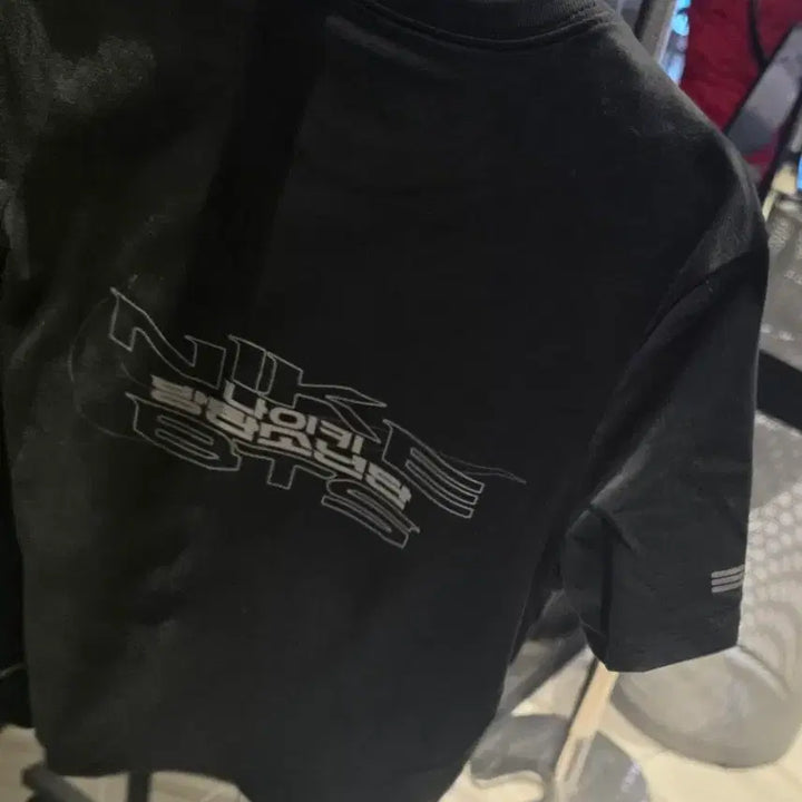 [BUNJANG] BTS Nike Collaboration Black Short Sleeve T-Shirt / bts nike 콜라보 티셔츠