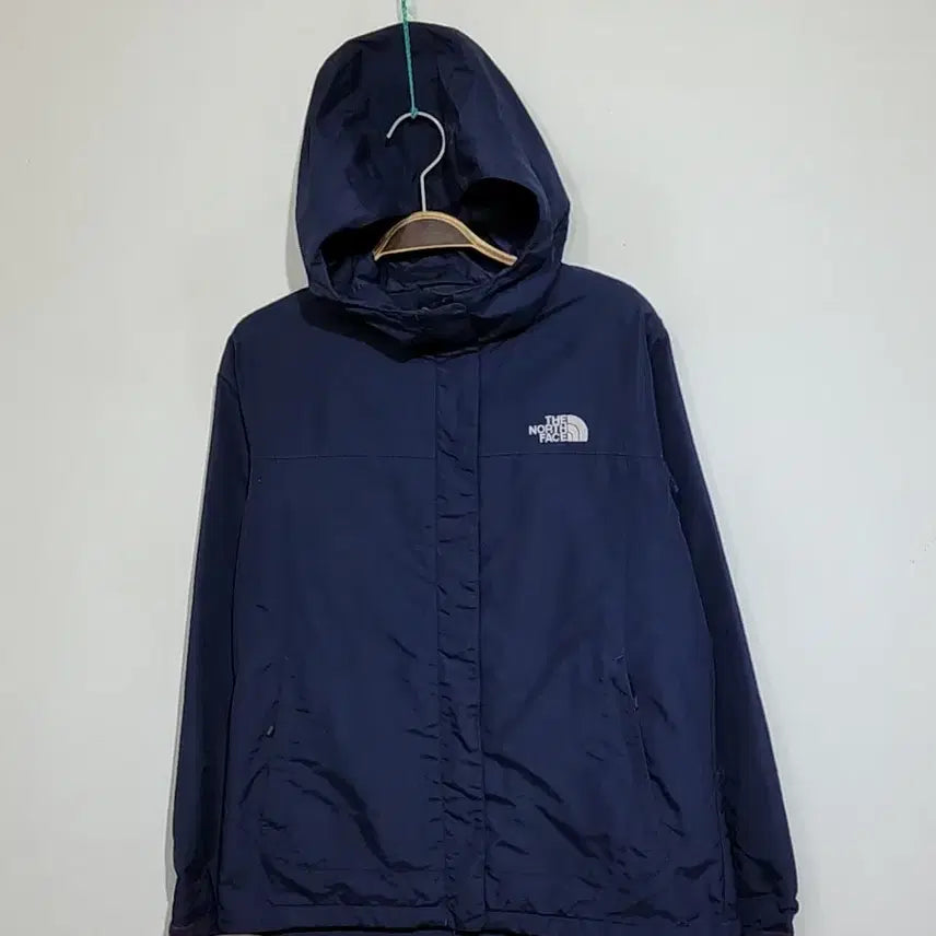 [SOLD OUT] (L) 노스페이스 아웃도어 자켓 네이비 등산복 바람막이 후드점퍼