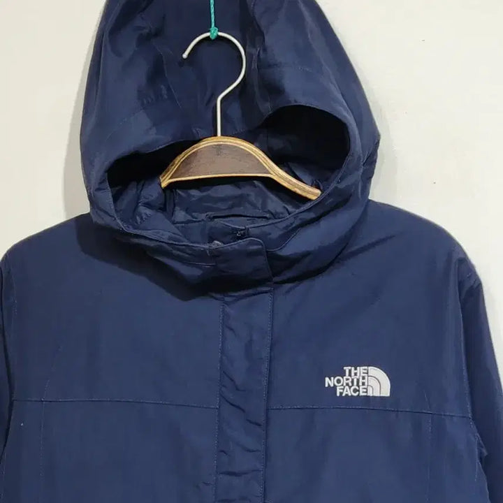 [SOLD OUT] (L) 노스페이스 아웃도어 자켓 네이비 등산복 바람막이 후드점퍼