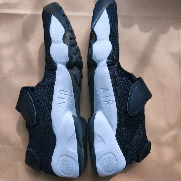 [BUNJANG] Nike Air Rift Breathe Black (Women&