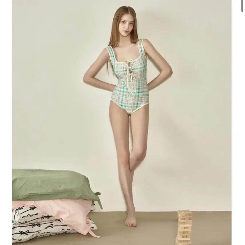 [BUNJANG] Bikini Vender Ar Check Monokini / 비키니밴더 아르 체크 모노키니 새상품