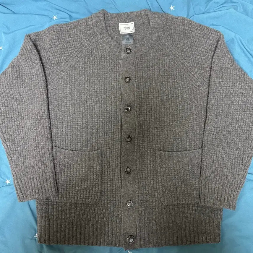 [BUNJANG] Another Office Waffle Texture Cardigan / 어나더오피스 와플 텍스처 가디건 팝니다