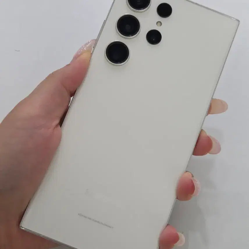 [BUNJANG] Samsung Galaxy S23 Ultra 256GB White (Used) / 갤럭시S23울트라 무잔상SS급 서울s23울트라 부산s23울트라 강원s23