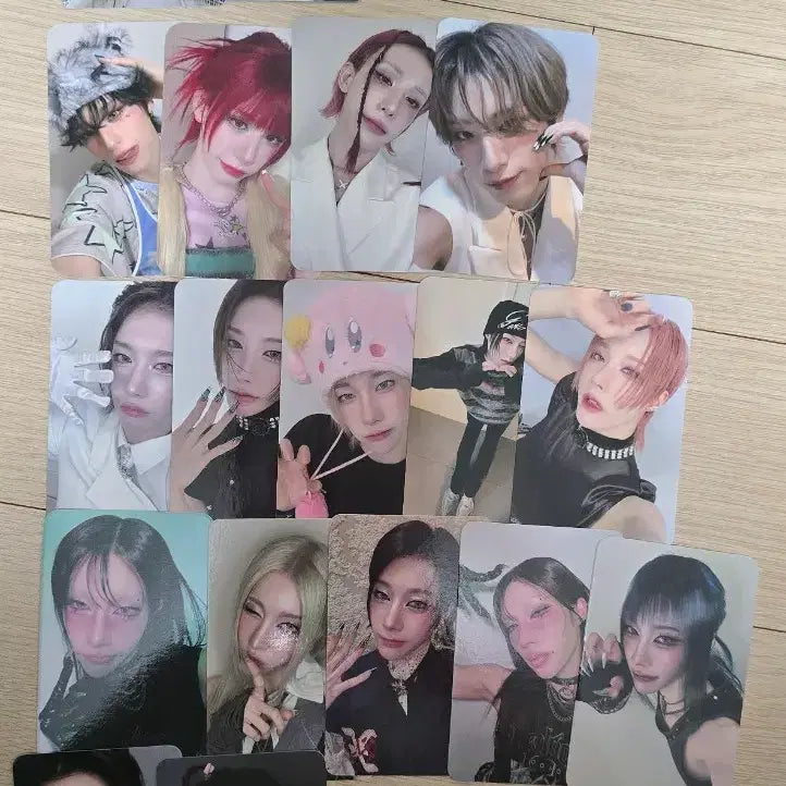 [BUNJANG] XCLOVE Photocard Set - 27 pcs (26 + 1 Louis Signed) / XLOV 포토카드 27장+ 루이 사인포카 1장 총 28장 일괄판매 할인!