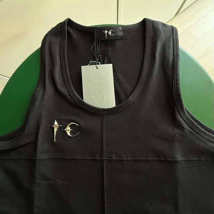 [BUNJANG] Thug Club Sleeveless Shirt / 떠그클럽 나시