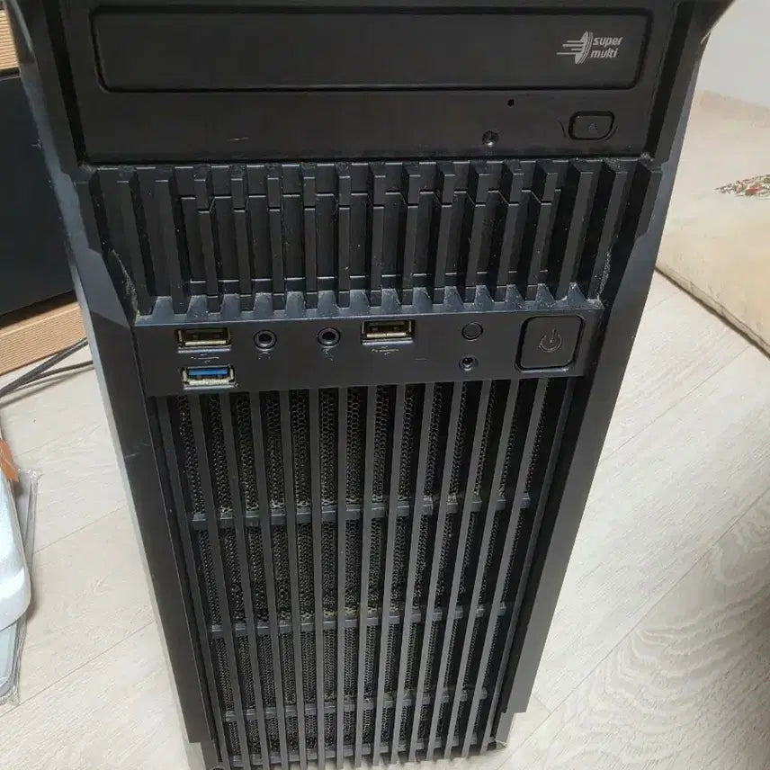 [SOLD OUT] 가성비 게이밍 PC 본체 팝니다. i5 7600 GTX970 D4 16G
