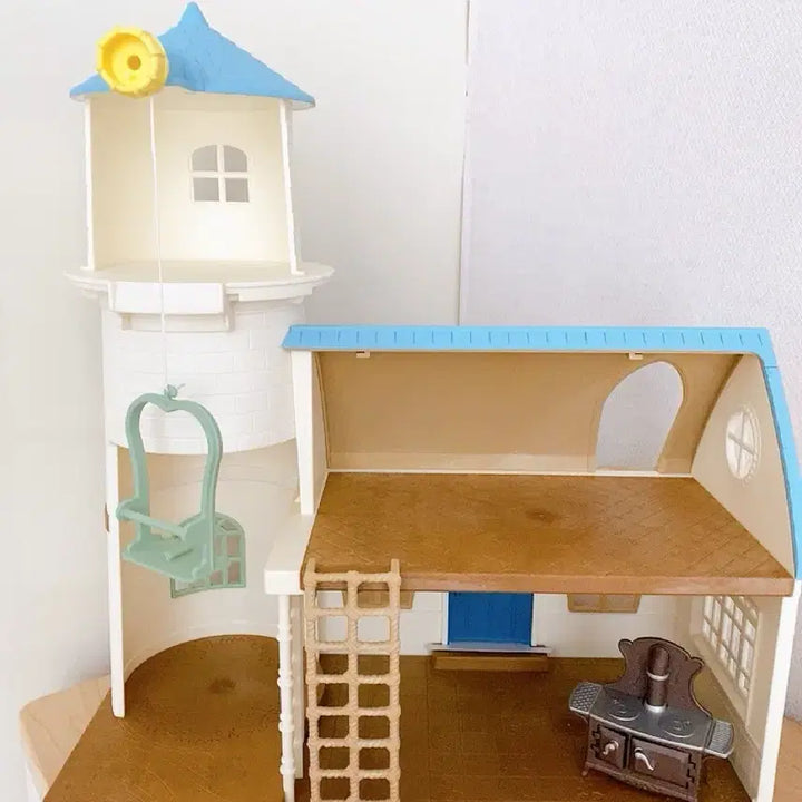 [BUNJANG] Sylvanian Families Sky-Blue Windmill House (Polar Bear Mom) / 실바니안 하늘 풍차 하우스(건물+북극곰 엄마)