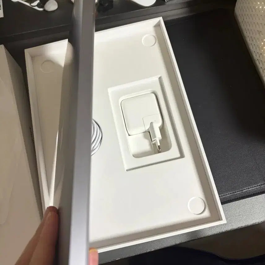 [BUNJANG] Apple MacBook Air M1 2020 8GB 256GB / 맥북 에어 m1 2020 8gb 256gb