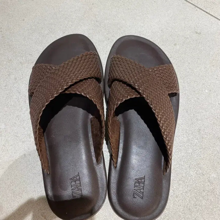[BUNJANG] Zara Slip-on Sandals Size 41 / 자라 슬리퍼 41사이즈