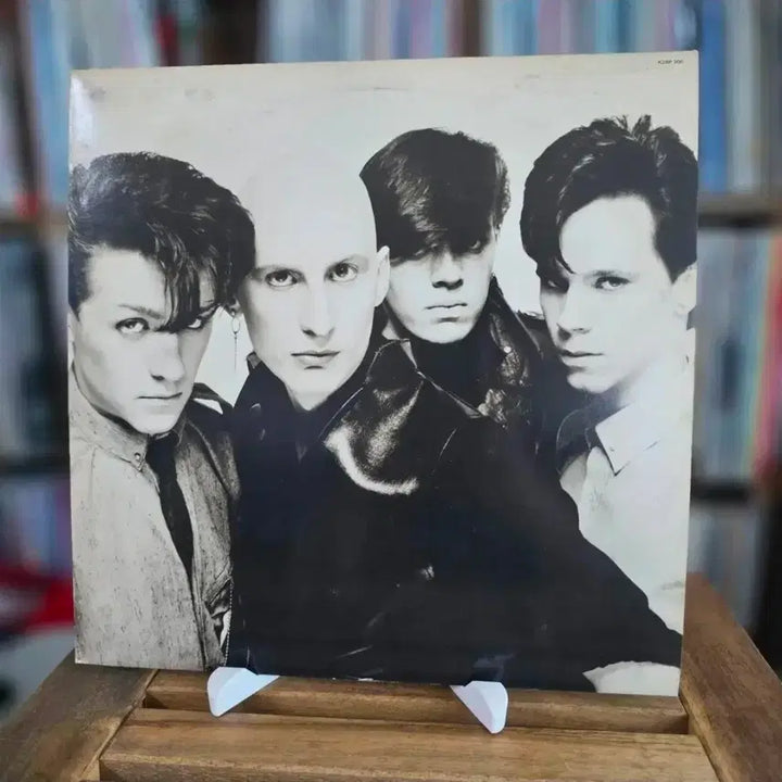 [BUNJANG] Classix Nouveaux Singles Vinyl LP (1980s Synth-pop/New Wave) / (영국 뉴웨이브 밴드, 클래식 누보) Classix Nouveaux LP