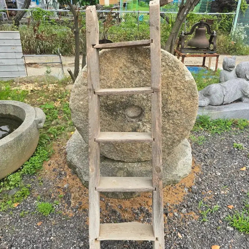 [BUNJANG] Vintage Wooden Ladder / 옛날 나무사다리