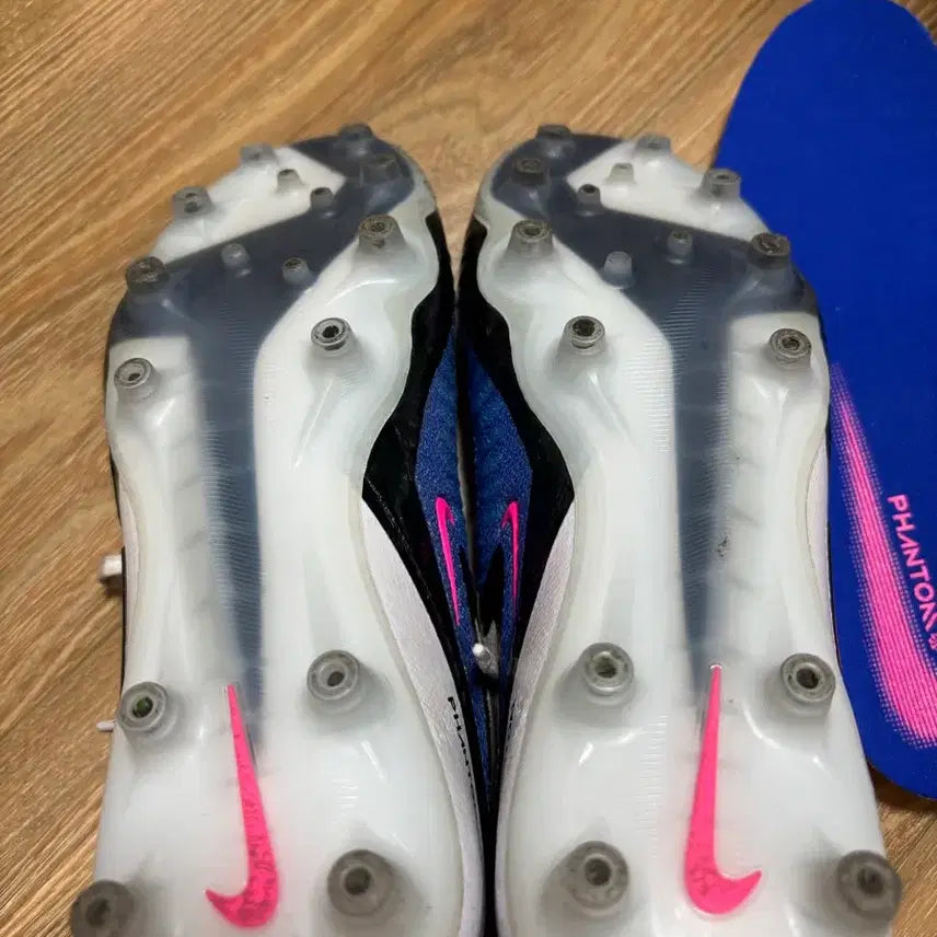 [BUNJANG] Nike Phantom VI Low Elite AG-PRO 245 Football Boots / 나이키 팬텀 VI 로우 엘리트 AG-PRO 245 축구화