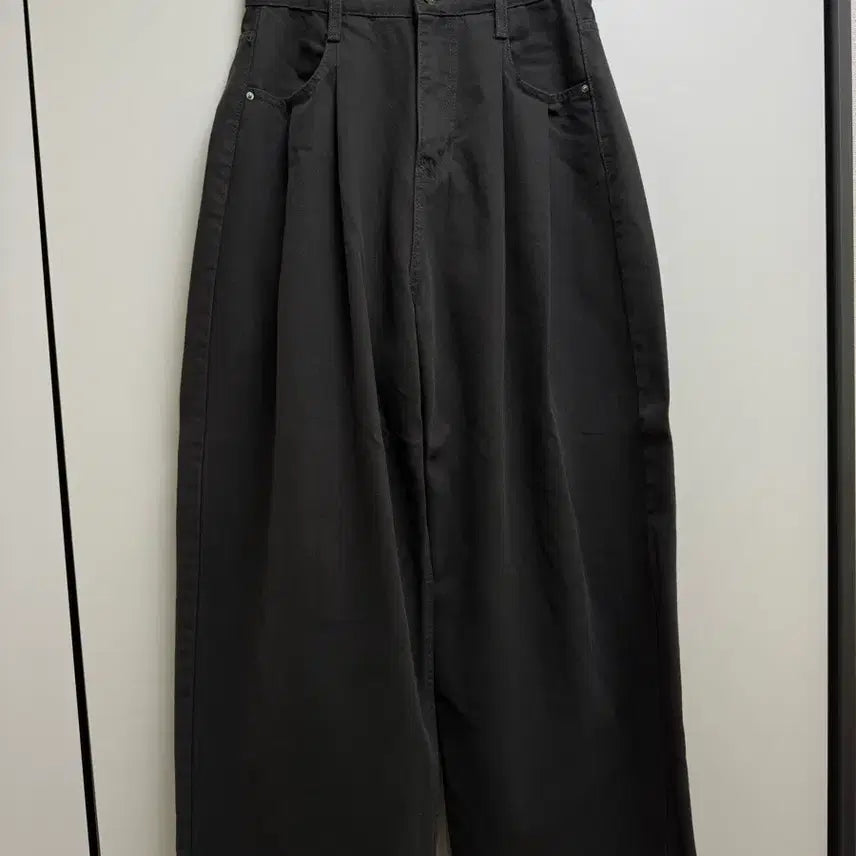 [BUNJANG] Slowmood Wide Pintuck Denim Pants Charcoal S (Short) / 슬로우무드 와이드 핀턱 데님 팬츠 차콜 s (숏버전)