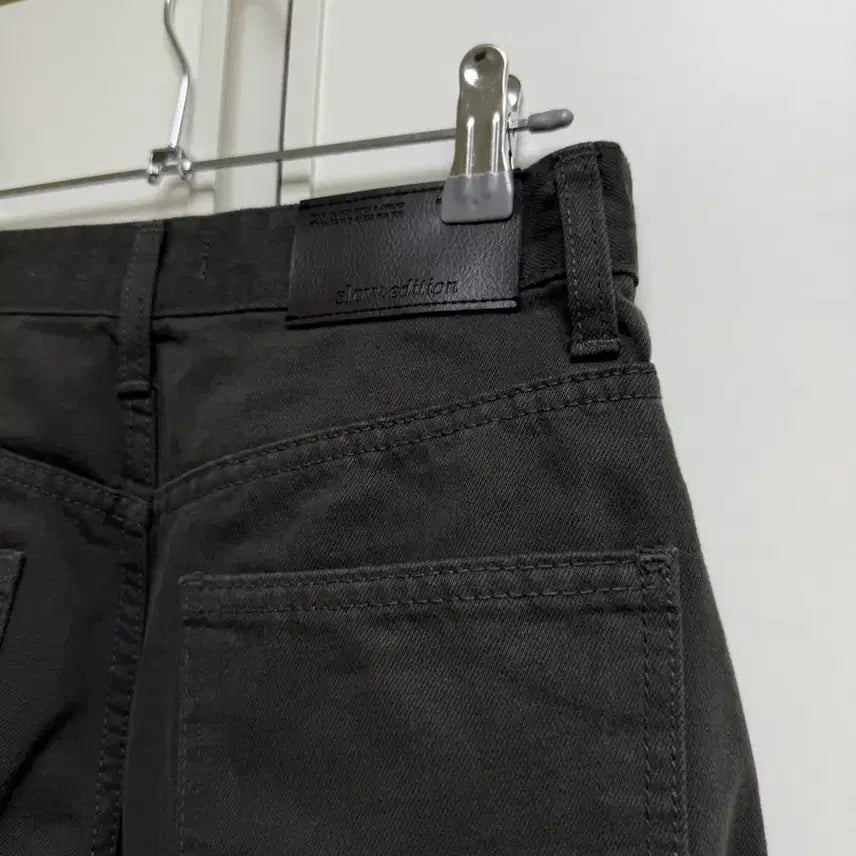 [BUNJANG] Slowmood Wide Pintuck Denim Pants Charcoal S (Short) / 슬로우무드 와이드 핀턱 데님 팬츠 차콜 s (숏버전)