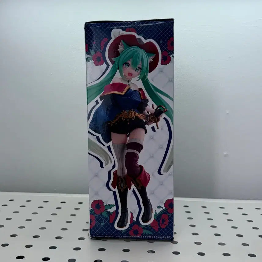 [BUNJANG] Hatsune Miku Wonderland Puss in Boots Figure (Sealed) / [미개봉] [현물] 하츠네 미쿠 원더랜드 장화 신은 고양이 피규어
