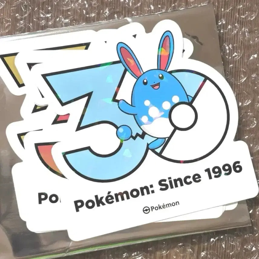 [BUNJANG] Pokemon 30th Anniversary Logo Sticker Marill Official Goods / <포켓몬> 30주년 기념 로고 스티커 마릴리 양도 공식 굿즈 판매