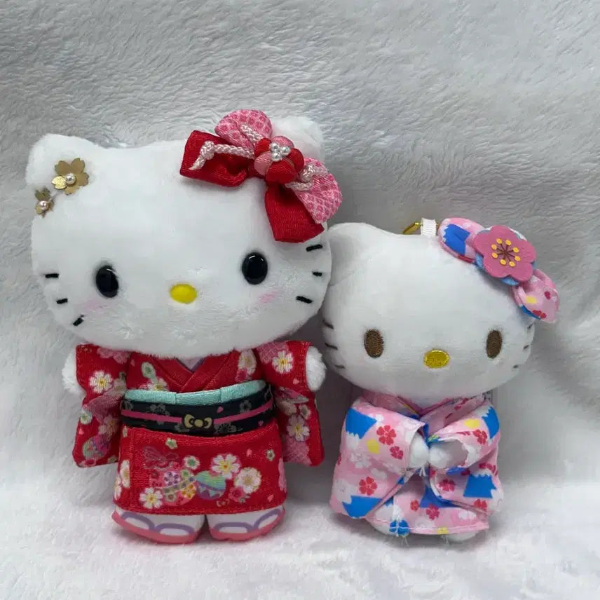 [BUNJANG] Sanrio Hello Kitty Kimono Mascot Keychain / 산리오 헬로키티 기모노 마스코트