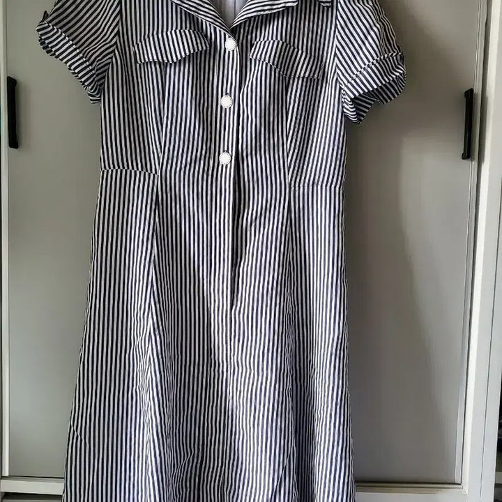 [SOLD OUT] 지고트  스트라이프 셔츠 원피스 네이비